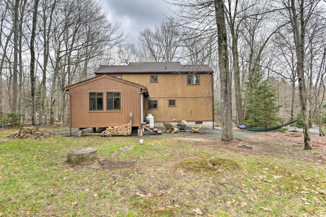 Bear Den Rustic Pocono Lake Home With Game Room! Esterno foto
